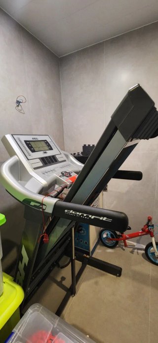 Cinta de correr BH Fitness F1