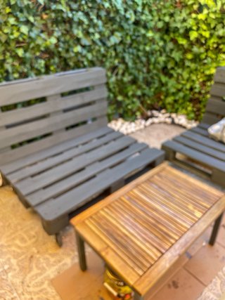 Mesa de exterior de madera