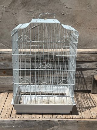 Jaula para pájaros blanca