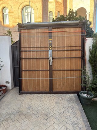 Puerta de garaje automática