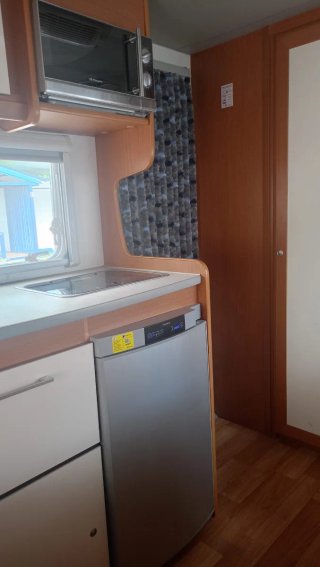 Caravana Across Safari 370 DD Año Octubre 2017