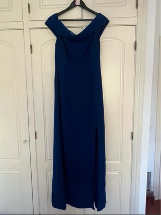 Vestido largo azulón en crep