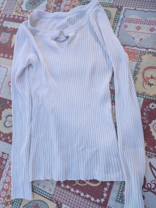 Jersey blanco con anilla