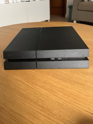 PS4 + Controller + Giochi