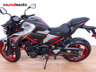 KAWASAKI Z 900