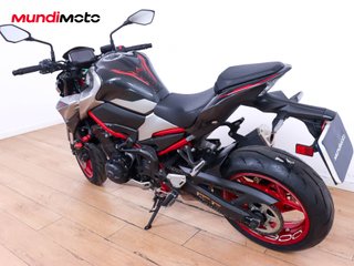 KAWASAKI Z 900