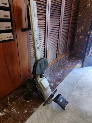 Máquina de Remo Bluefin Blade 2.0