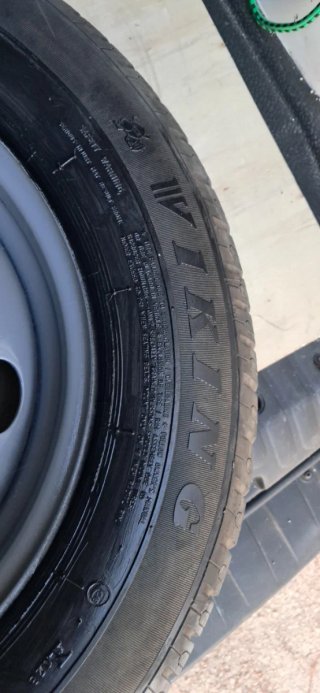 Rueda de repuesto Peugeot 206