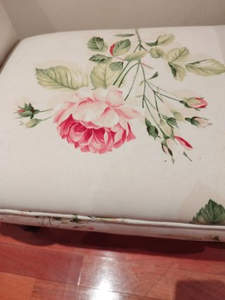 Descalzadora floral rosa y blanco