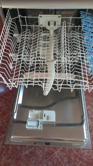 Lavavajillas Indesit de libre instalación. 60cm