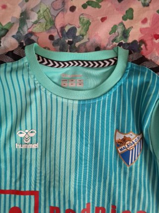 Conjunto Ropa Fútbol Málaga CF Hummel niño 10 años