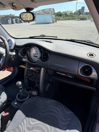 MINI One 2004