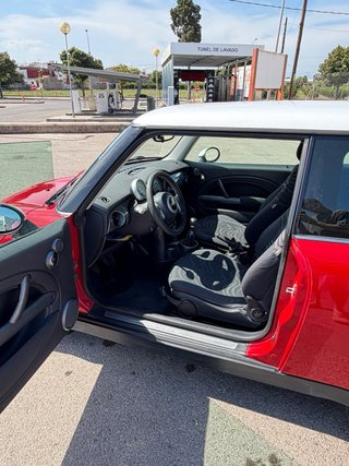 MINI One 2004