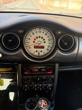 MINI One 2004