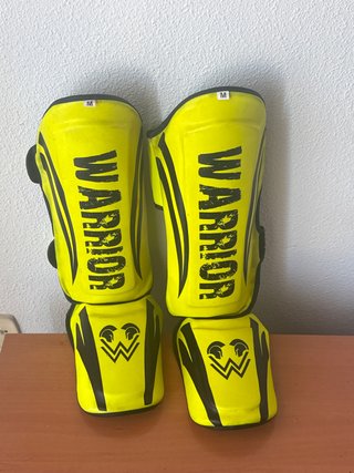 Oigo ofertas! Espinilleras Warrior, T: M Amarillas