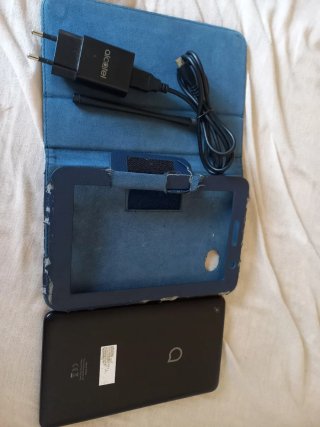 Tablet Alcatel 1T7 Blu con Samsung Galaxy A40