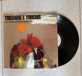 Tocadiscos Portátil PRIXTÓN + 9 Vinilos Soul