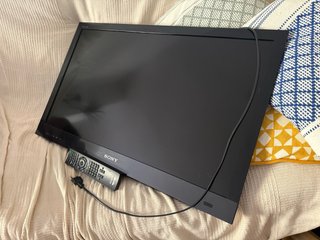 TV Sony Bravia KDL-32EX720 LED + Soporte Muro