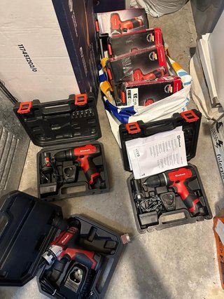 Tenemos varias unidades de taladros Einhell 12V