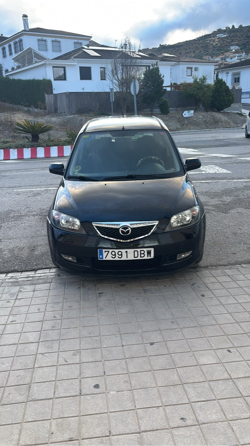 Mazda 2 2004 - foto 1