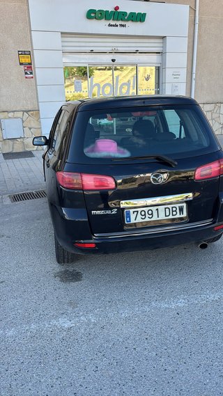 Mazda 2 2004