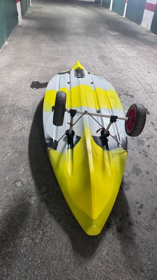 Kayak Monoplaza Amarillo y Gris de Marlyn