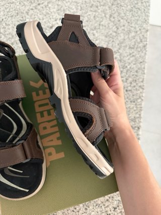 Sandalias Paredes Hombre Talla 40 una puesta