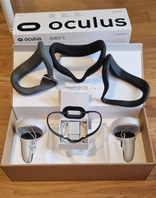 Meta Quest 2 VR 64 Gb