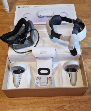 Meta Quest 2 VR 64 Gb