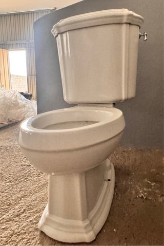 Inodoro estilo romántico Porcelana. Jacob Delafon