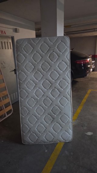 Litera metálica con 2 colchones incluidos