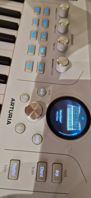 Arturia Astrolab 37 Sintetizador