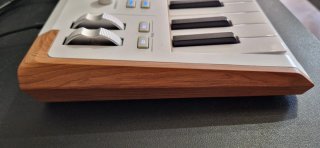 Arturia Astrolab 37 Sintetizador