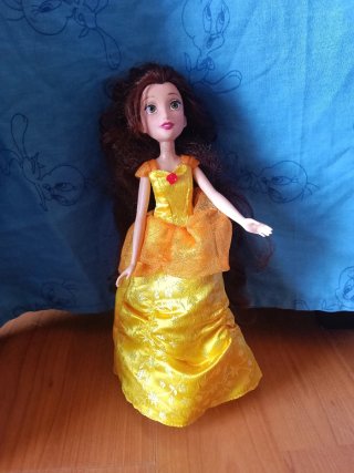 Muñeca Princesa Bella Disney