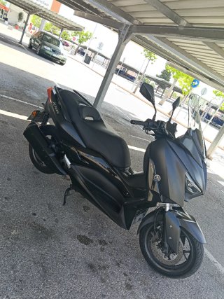 Maxi Scooter Negra (iron max)