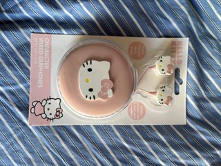 Cascos Hello Kitty con funda