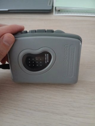 Walkman Sony FM/AM WM-FX271