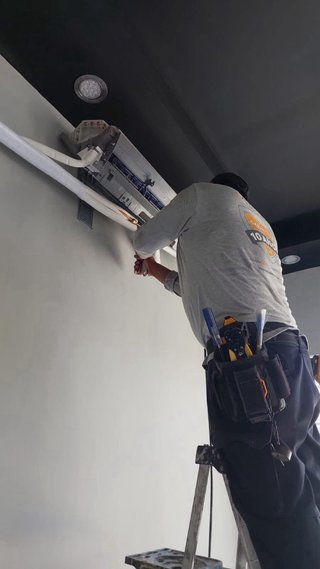 Instalaciones y reparaciones