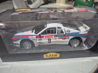 Maqueta Lancia 037 1/18 Martini Racing