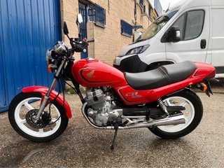 Honda CB 250 (Histórica)