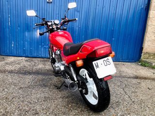 Honda CB 250 (Histórica)