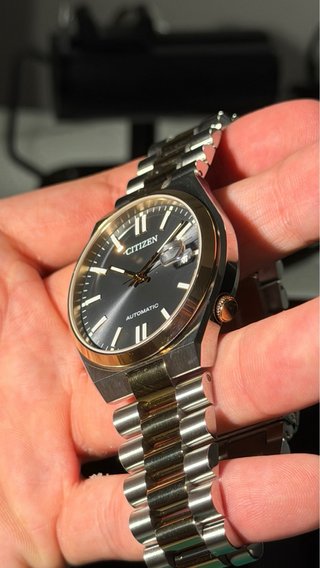 Citizen Tsuyosa gris 40mm acero y “oro”