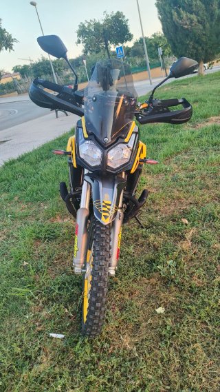 VOGE 300 RALLY | 2023 | 8.300 KM | MUY EQUIPADA