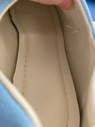 Zapatos planos de punta redonda con velcro