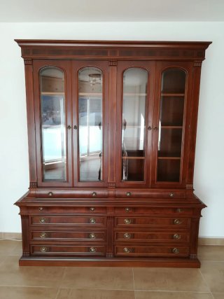 Mueble Cristalero Madera y Cristal