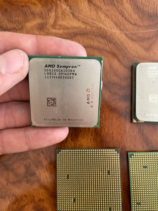 Lote 14 procesadores AMD-INTEL para PC’s MICRO