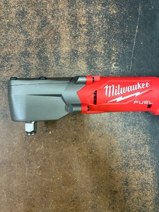 Avvitatore ad impulsi angolare Milwaukee