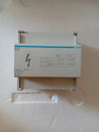 Hager KJ 01B Repartidor de Carga