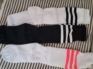 Pack 6 Protecciones + 3 Calcetines Patinaje/Roller