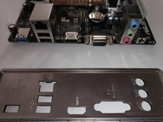 Placa mini ITX Asus. Celeron J2900. Fanless.